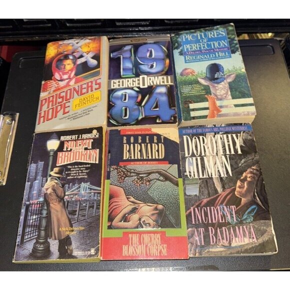 Lot of 6 Pulp Fiction Mystery Science 1980s Fiction Paperback books - Picture 1 of 11